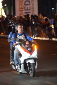 BIB: 
                            <button type="button" onclick="openModal(24302445)" class="btn btn-primary btn-sm float-right btn-popup" data-toggle="modal" data-target=".modal-high-quality">
                        <i class="fas fa-shopping-cart"></i> Add to Cart
                    </button>
                                            <button type="button" onclick="isThisMe(24302445, true)" class="btn btn-success btn-sm float-right btn-popup btn-isme hidden" data-toggle="tooltip" data-placement="bottom" title="นี่คือรูปของคุณใช่ไหม คลิกที่นี่เพื่อเอาเข้าอัลบั้ม">
                        <i class="fas fa-plus"></i> Add to album
                    </button>
                    <button type="button" onclick="isThisMe(24302445, false)" class="btn btn-warning btn-sm float-right btn-popup btn-isnotme hidden">
                        <i class="fas fa-ban"></i> Remove from album
                    </button>